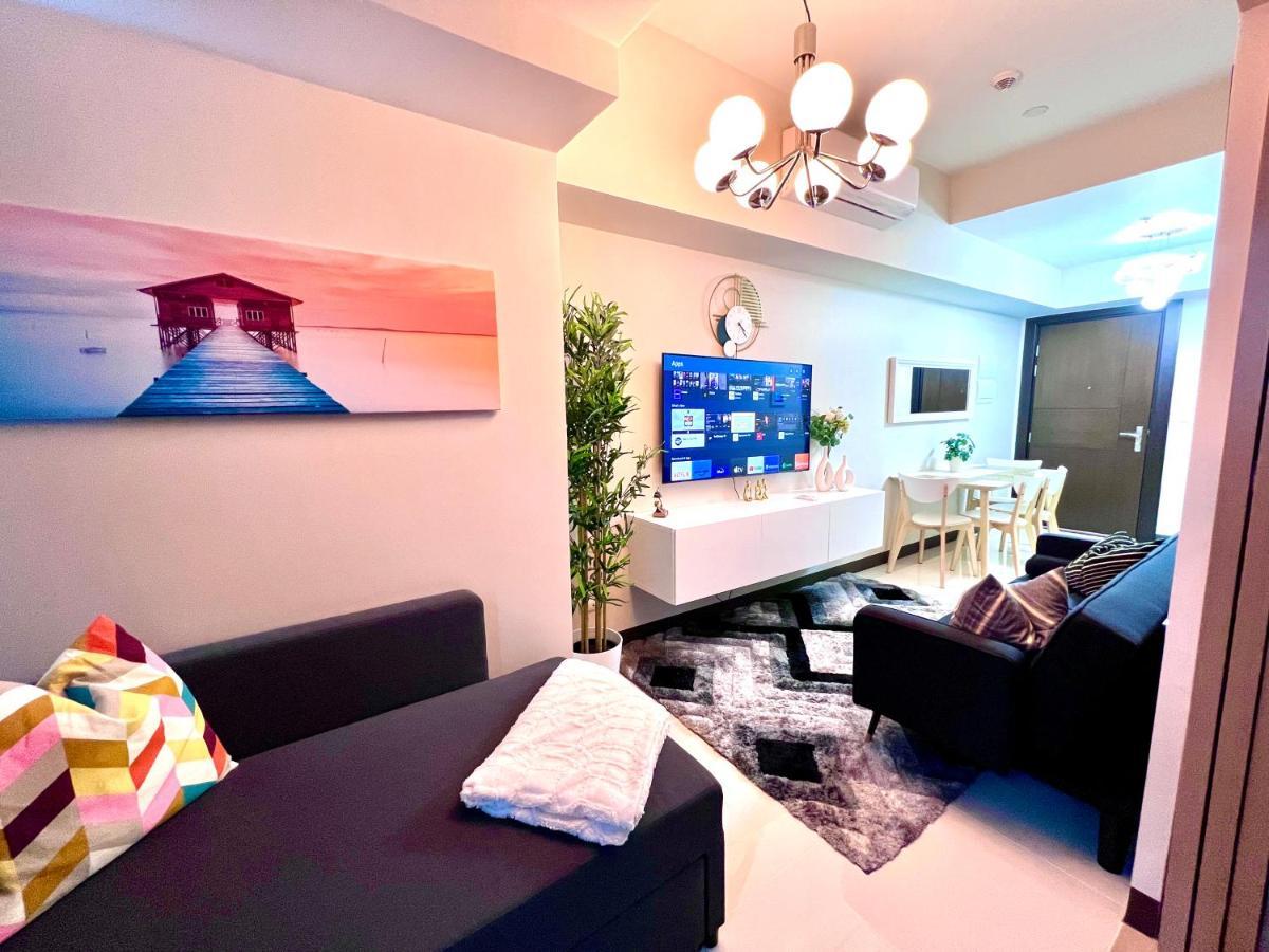 Daniella'S Modern & Cozy Suite In Uptown Bgc Manila Eksteriør bilde