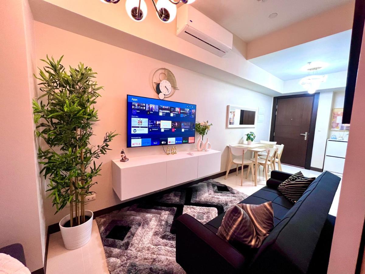 Daniella'S Modern & Cozy Suite In Uptown Bgc Manila Eksteriør bilde